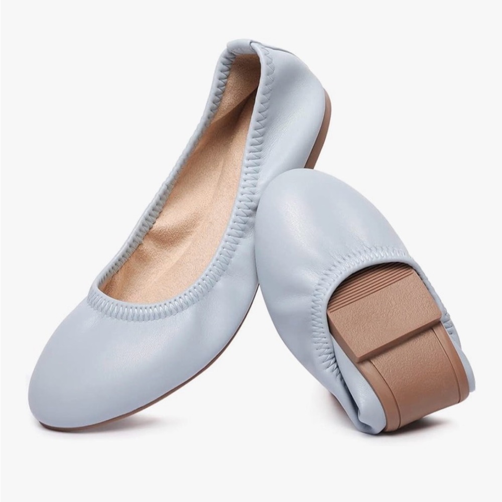LM Light Blue Round Toe Slip on Ballet Flats. Size 9